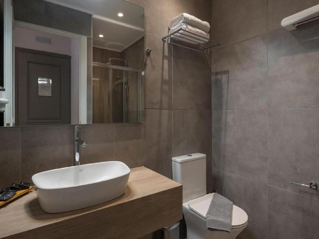 Hotel Teo International Near Delhi Airport By-Tu Casa New Delhi Extérieur photo